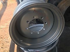 Merlo felga 13x24 (Części zamienne)