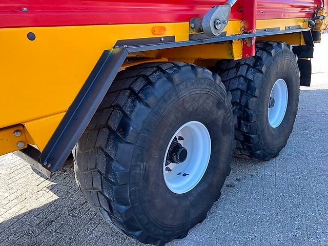 Schuitemaker Rapide 155 S met afdekking