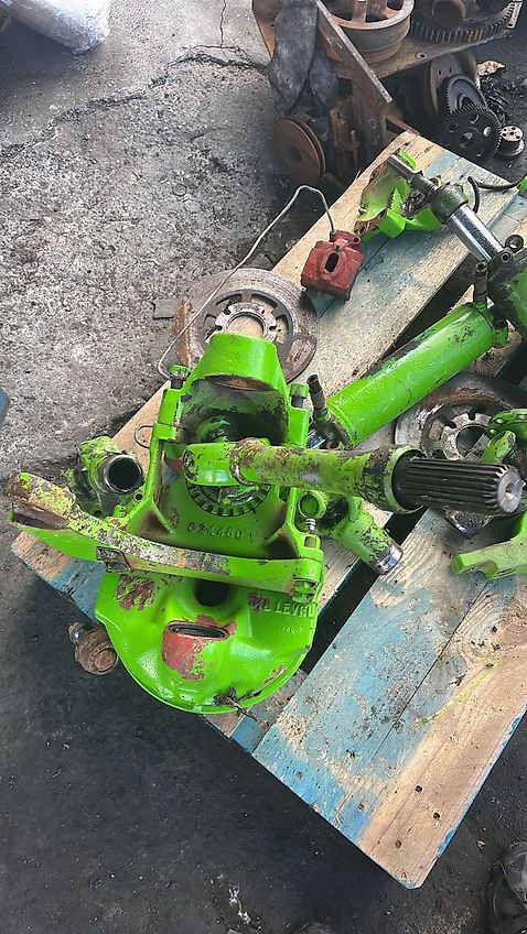 Merlo - Zwolnica | Zwrotnica | Półoś (Części zamienne)