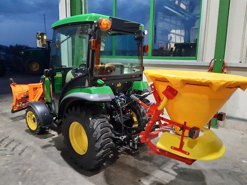 John Deere 2038R