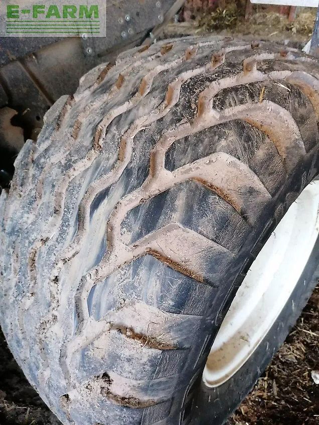 New Holland roll belt 150 superfeed