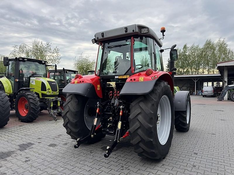 Massey Ferguson 5470 Dyna-4