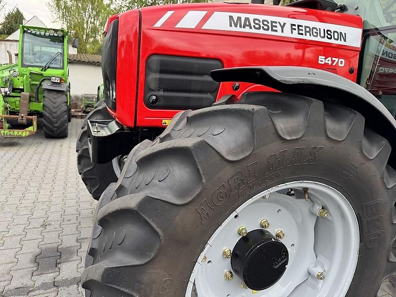 Massey Ferguson 5470 Dyna-4