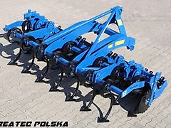 Rolmako Grubber am vorderen Dreipunktanbau