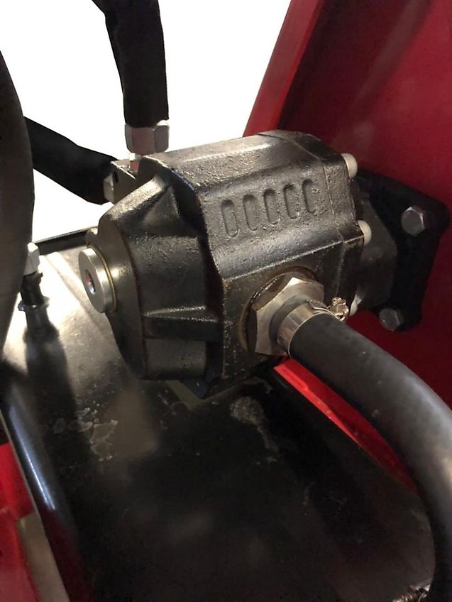 Oehler Holzspalter OL 1190 "NEW LINE" 19 t Stammheber