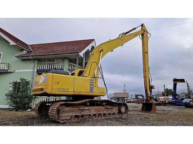 Komatsu PC 210 LC