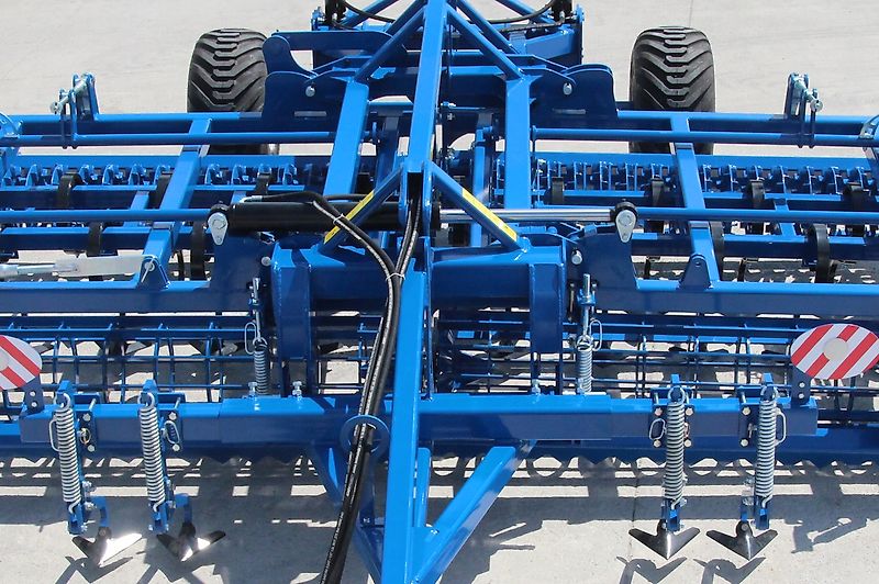 Rolmako Saatbettkombination kompakt U 684 PRO | 2,50m | 3,00m | 4,00m | 4,00mH | 4,50mH | 5,00mH | 6,00mH | 3 Punkt / gezogene Version