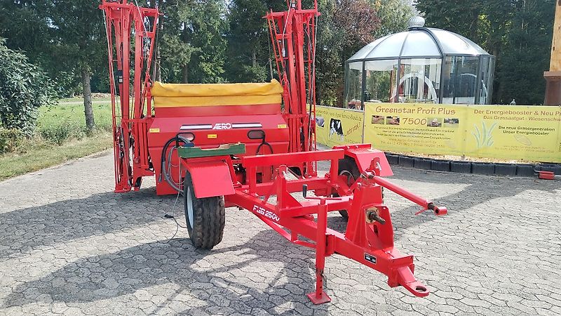 Rauch Rauch Aero 1212 bis 1224 Pneumatikstreuer Fahrgestell für Düngerstreuer FGS2500 EBE 25 Km/h zur Enlastung des Schleppers mit Zapfwellenbock & Dreipunktaufnahme des Pneumaticstreuers