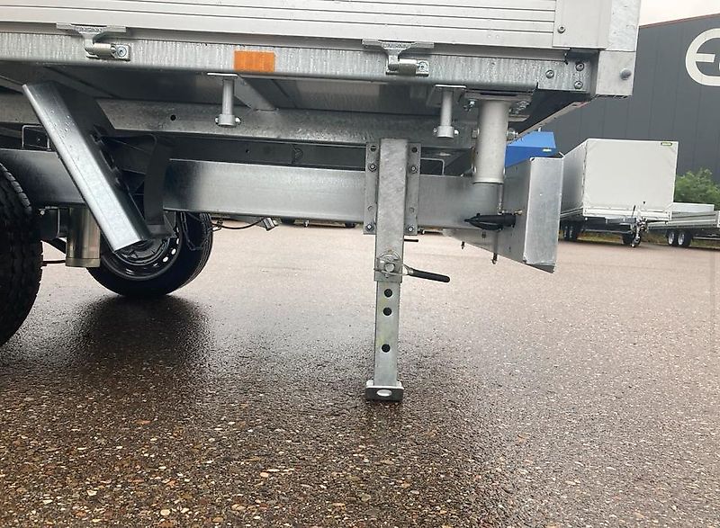 Unsinn 1,8To Dreiseitenkipper mit Laubgitter und Pumpless