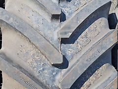 BKT 750/65R26 BKT 750/65R26 BKT AGRIMAX TERIS 171A8/171B TL CHO 99% demontage