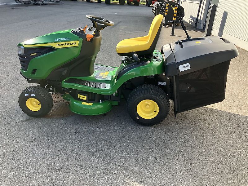 John Deere X 147R