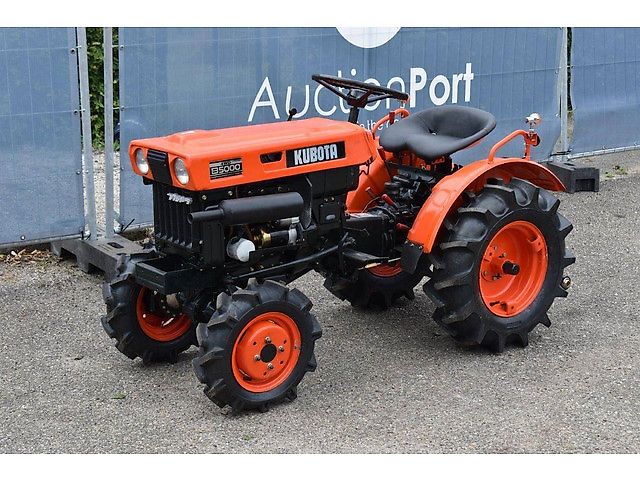 Kubota B5000
