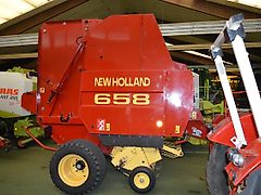 New Holland 658