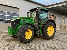 John Deere 7290R