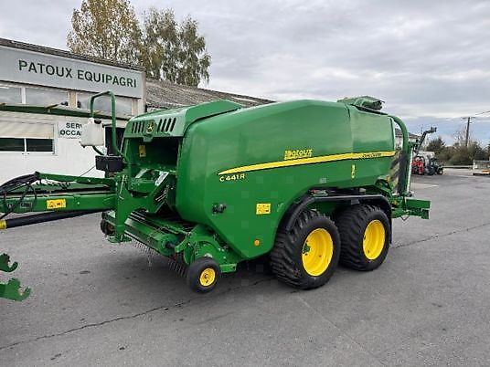 John Deere C441R