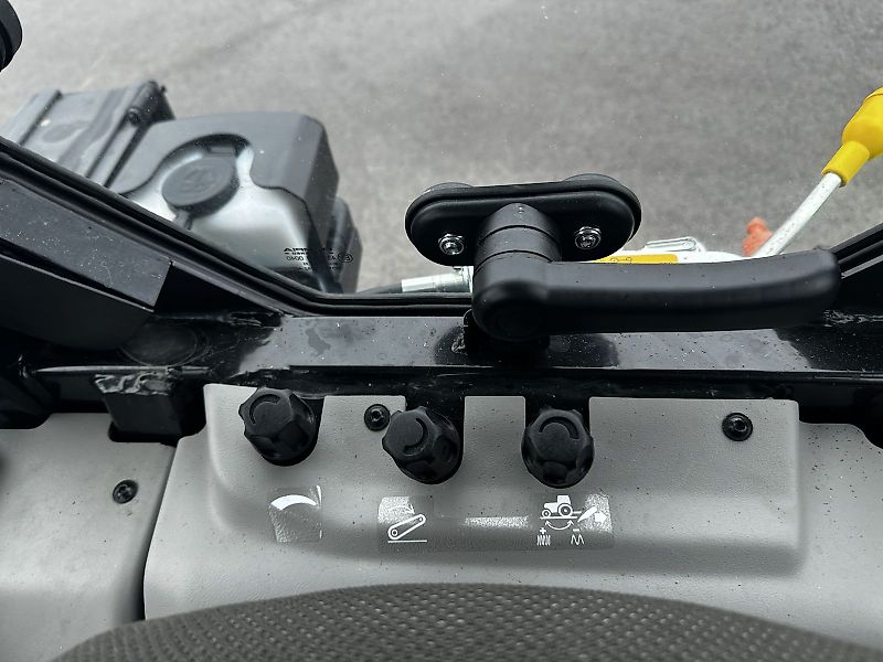 Claas Nexos 220 S Comfort