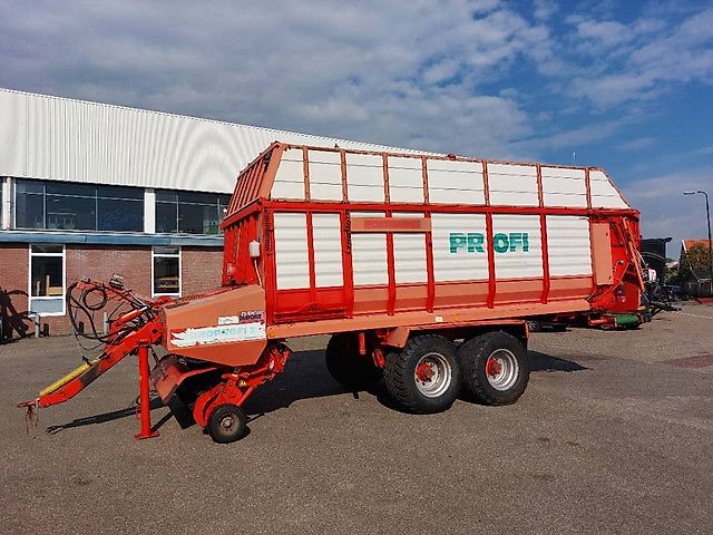 Pöttinger EuroProfi 2 opraapdoseerwagen