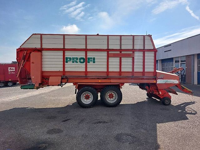 Pöttinger EuroProfi 2 opraapdoseerwagen