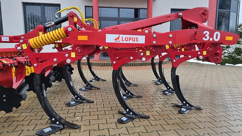 Lupus Agregat bezorkowy LUPUS 3,0 m / LUPUS pflugloser Grubber 3,0 m