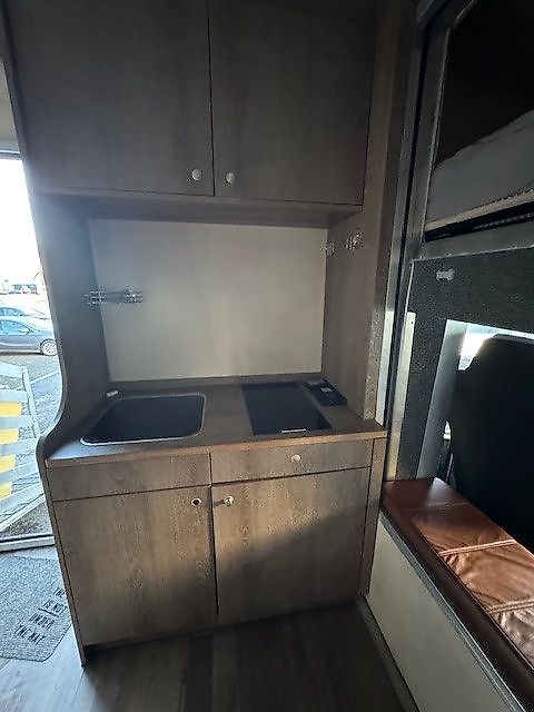 MAN TGL 8.180 Pferdetransporter LKW Wohnabteil 8,8t