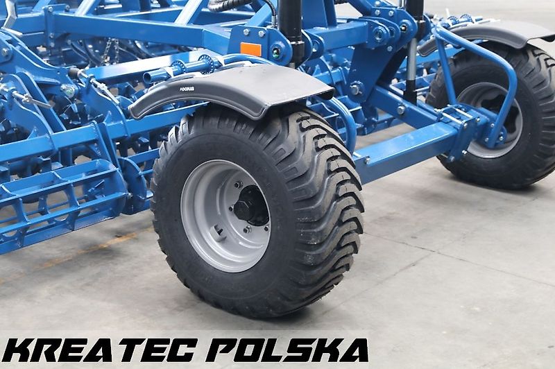 Rolmako Saatbettkombination kompakt / Kompaktgrubber U 684 PRO mit Zinken SX mit verstärkter Doppelfeder, halb-aufgehängten Version, Breiten von 3 m bis 6 m