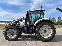 Valtra T215 Versu
