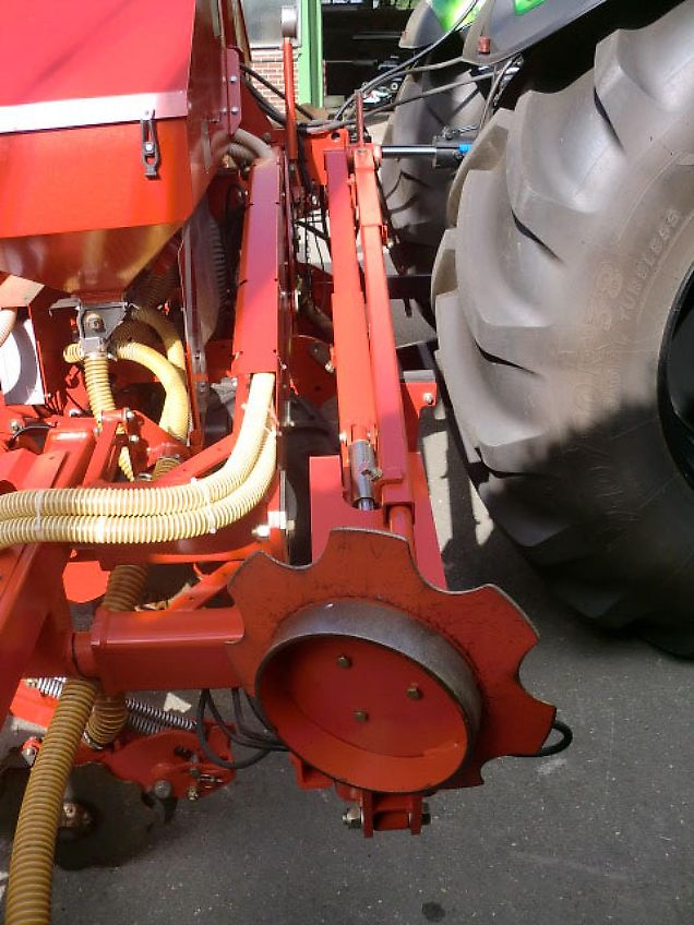 Kverneland Optima HD e-drive II / 8 Reihen / Baujahr 2016