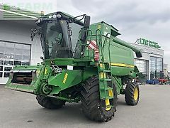 John Deere t560hm