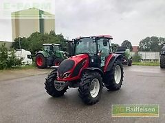 Valtra a85