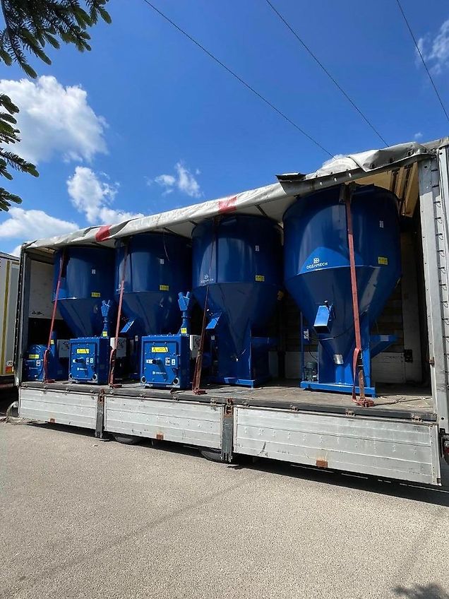 Dozamech Getreidemischanlage / Feed mixer / Melangeuse de fourrage / Miscelatore di mangime / Кормосмеситель / Mieszalnik H-033/2 1000 kg
