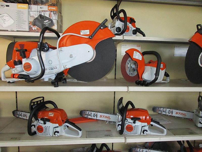 Stihl Motorsäge NEU Benzin Akku Elektro Kettensäge Holz Wald Fors