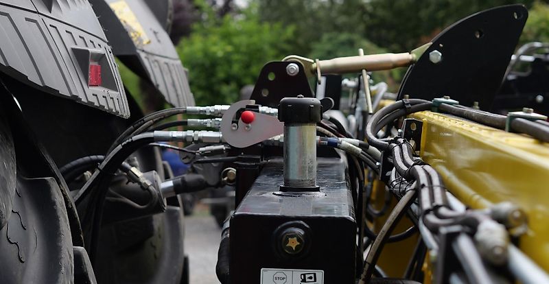 Honey Bee ST 36 - BANDSCHWADMÄHWERK