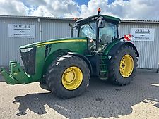 John Deere 8320R