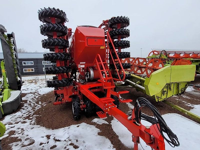 Horsch Pronto 8 DC G&F, Samsådd