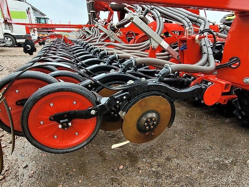 Horsch Pronto 8 DC G&F, Samsådd