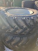 Mitas 650/65R42 + 600/65R28