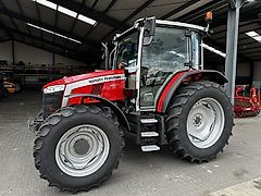 Massey Ferguson 5M.115 Dyna-4