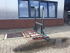 Bressel und Lade Ballenspieß 1800 EURO Aufnahme