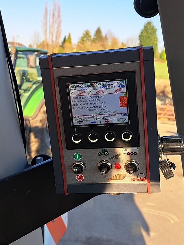 Deutz-Fahr AGROTRON 6215 TTV AKTION 2025