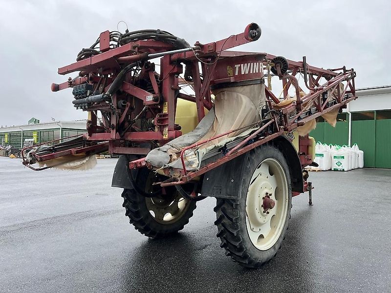 Hardi 4200/24 COMMANDER TWIN