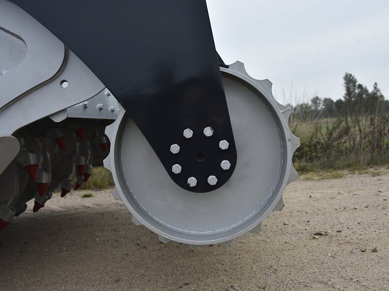 Pronar SGD-21 Bodenfräse Forstmulcher Forstfräse Steinfräse