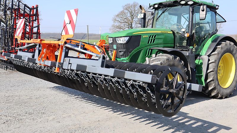 AgroXX AgroXX FRONTPACKER--6.0 m Hydro mit Lenkbock - 700mm Ringe--