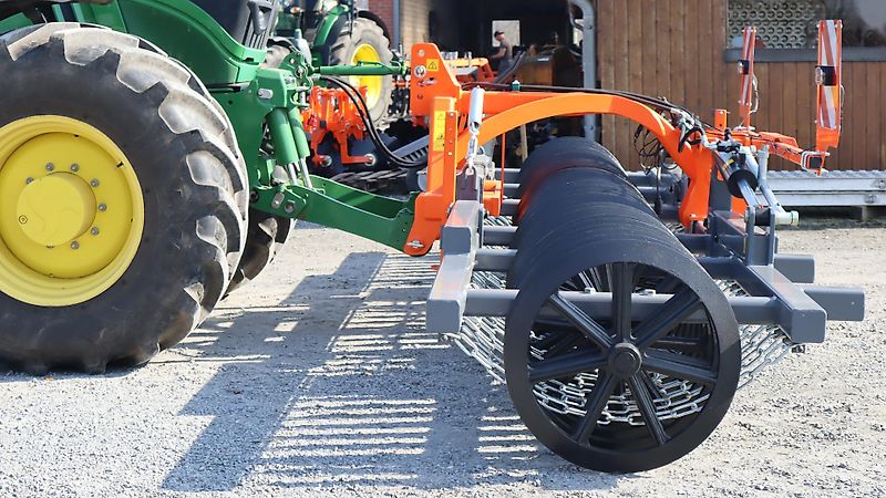 AgroXX AgroXX FRONTPACKER--6.0 m Hydro mit Lenkbock - 700mm Ringe--