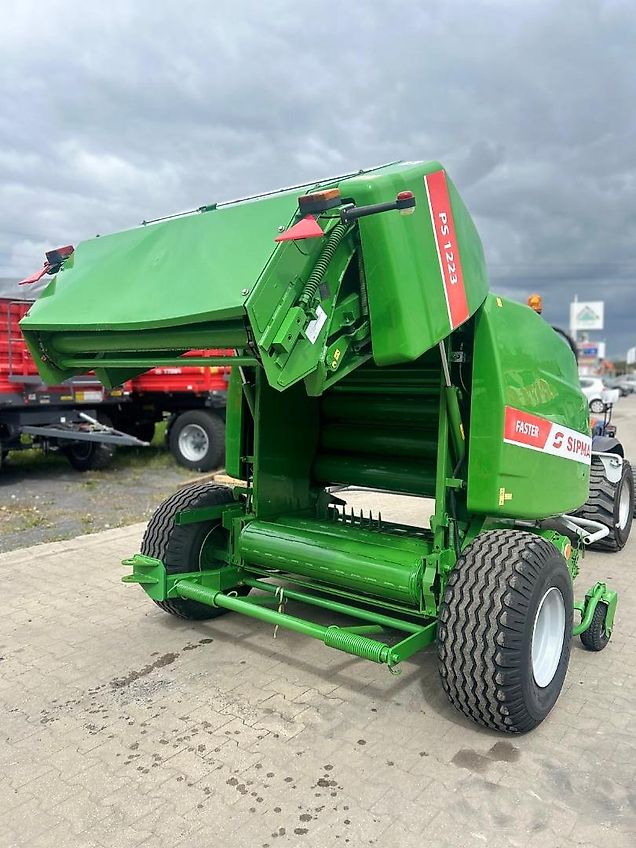 Sipma TOP-AGRO Preisaktion! Vorführmaschine! Rundballenpresse PS 1223 FASTER