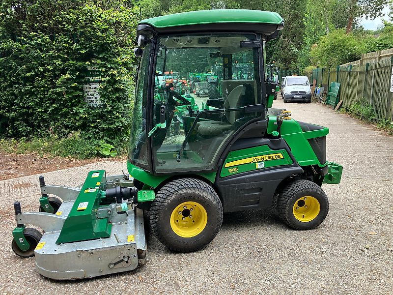 John Deere 1585