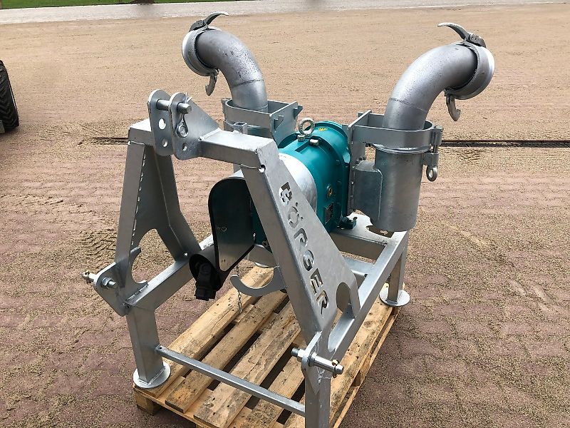 Börger FL 518 Mestpomp op driepuntsbok