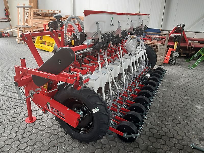 Agricola Italiana Groentezaaimachine