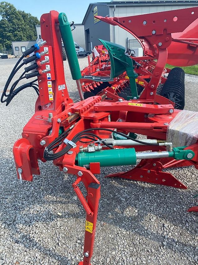 Kverneland Anbaudrehpflug LB 100-300 5 Schar