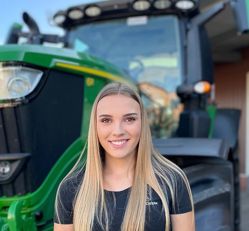 Contacto Mna. Lisa Köster