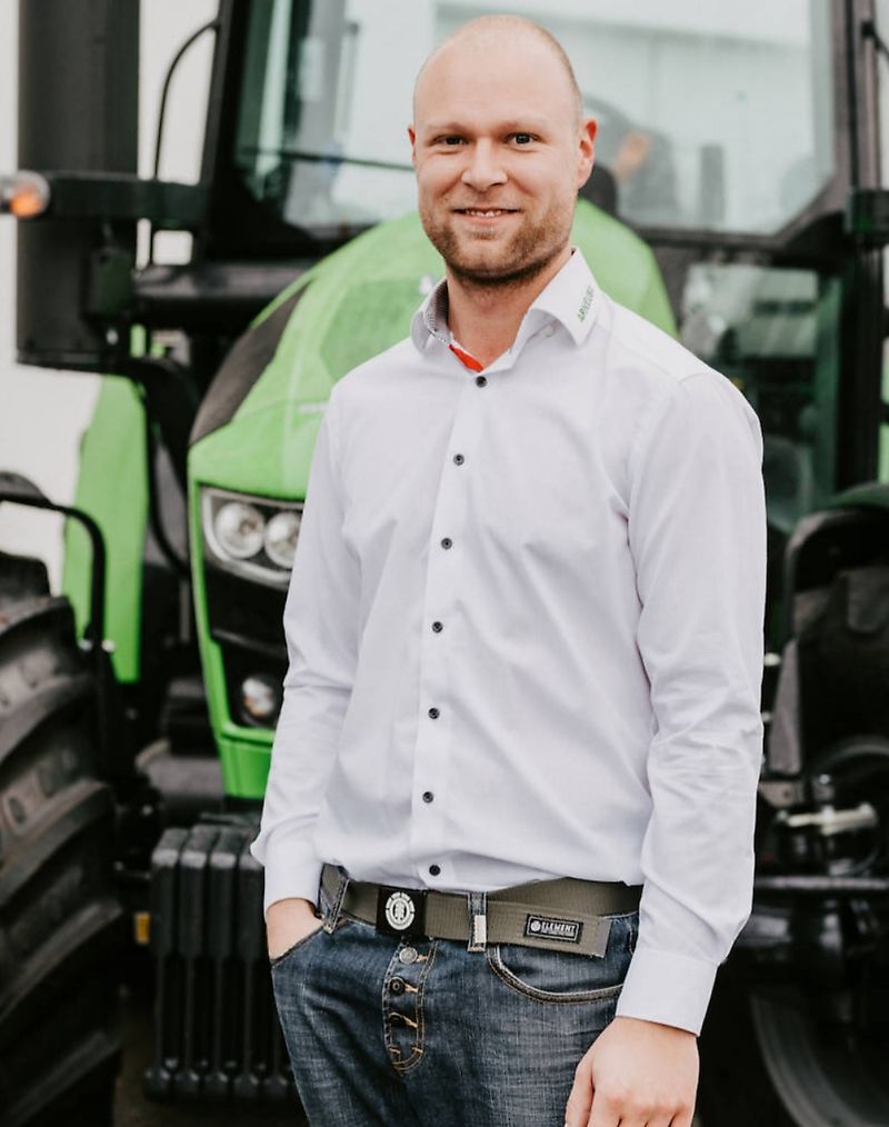 Contacto Sr. Lukas Scheibner